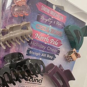 Brand new in package Scunci 6 piece holiday Claw Hair Clip gift set